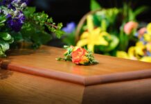 Funeral Flowers: 12 Flowers That Represent Death